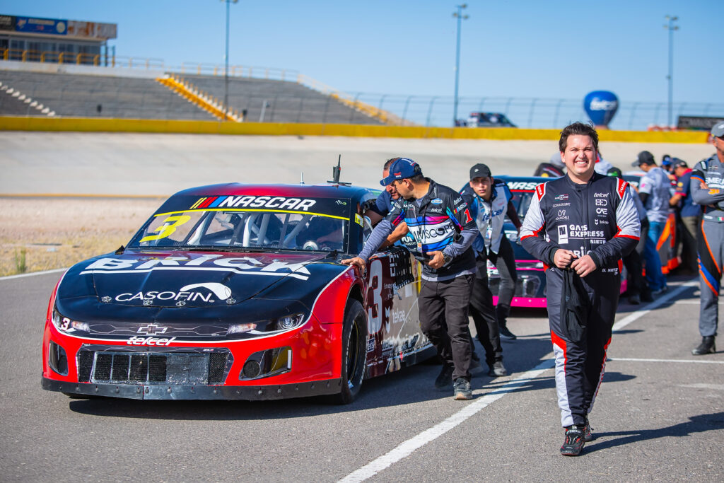 NASCAR Chihuahua 2024 16261 copia